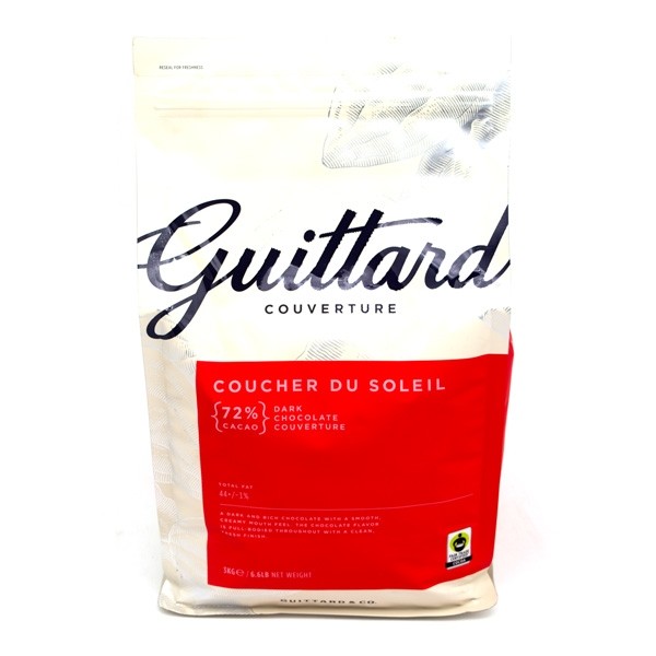 Guittard Coucher du Soleil 72% Dark Chocolate Couverture Wafers - 3kg 3720 C26FT